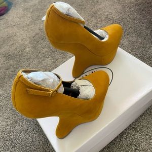 Steve Madden Women’s Gravity Wedge Pump